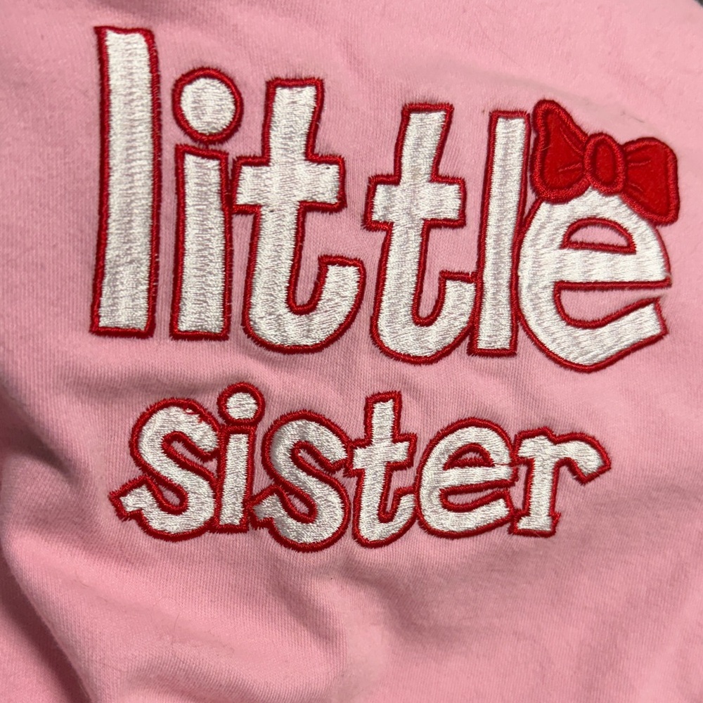 BNWOT PARISIAN PET PINK EMBROIDERED 109% COTTON “ LITTLE SISTER” DOGGY T-SHIRT - Picture 8 of 15